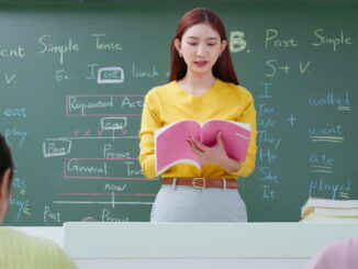 simple explanation of tenses in English